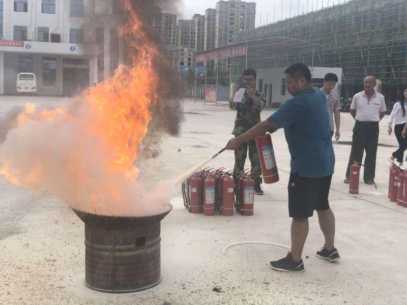 江西長運扎實開展“安全生產(chǎn)月”活動，各單位安全生產(chǎn)形勢持續(xù)穩(wěn)定